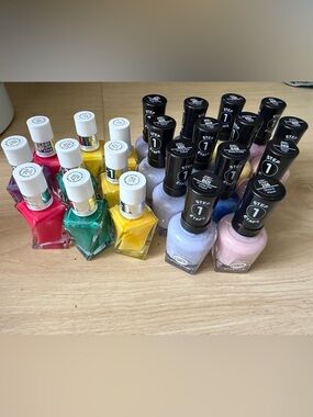 New Assorted Pastel & bright Gel Nail Polish Set / Lot! Essie & Sally Hansen